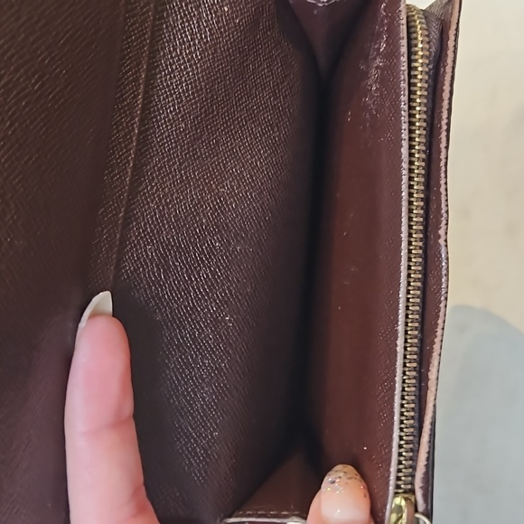 Louis Vuitton Damier Ebne Bifold Wallet - Picture 7 of 12